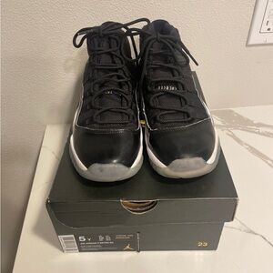 Air Jordan 11 Retro BG Space Jam sneaker size 5 Y